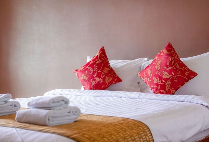 ホテル The Lord Nelson