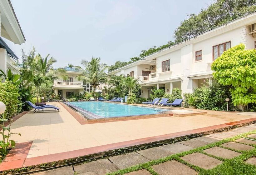 Пансион Casa Azure