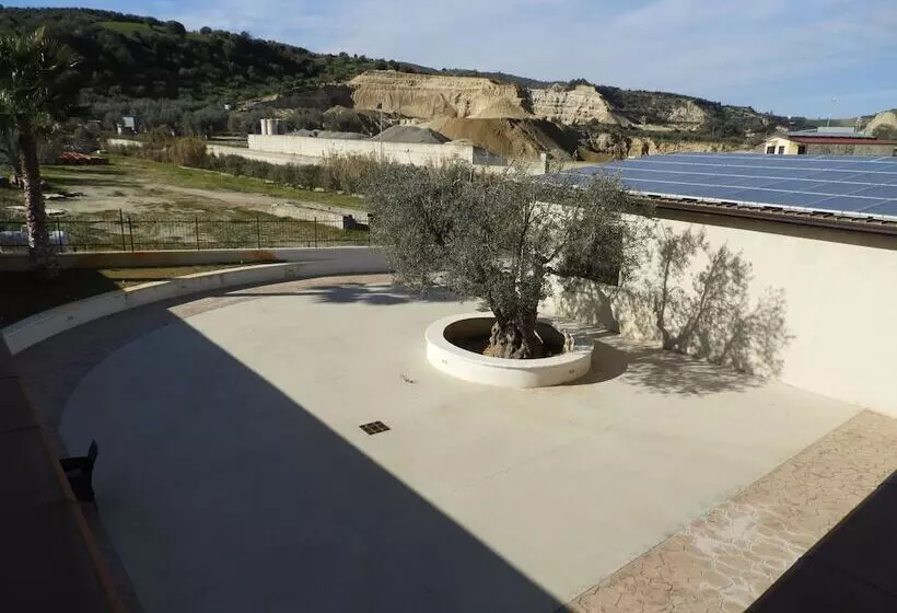 Majatalo Casale Marcalia  Bed & Breakfast