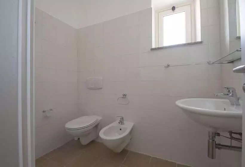 Majatalo Casale Marcalia  Bed & Breakfast