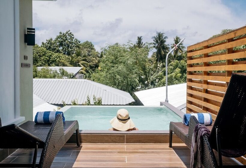 پانسیون Marina Boutique