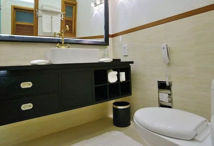 پانسیون Marina Boutique