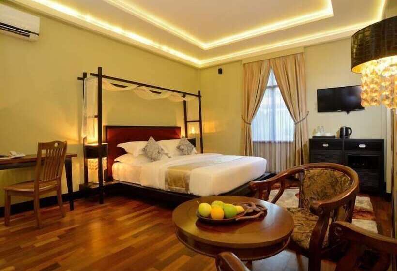 پانسیون Marina Boutique