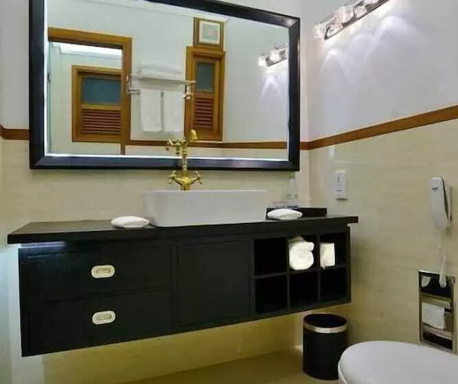 پانسیون Marina Boutique