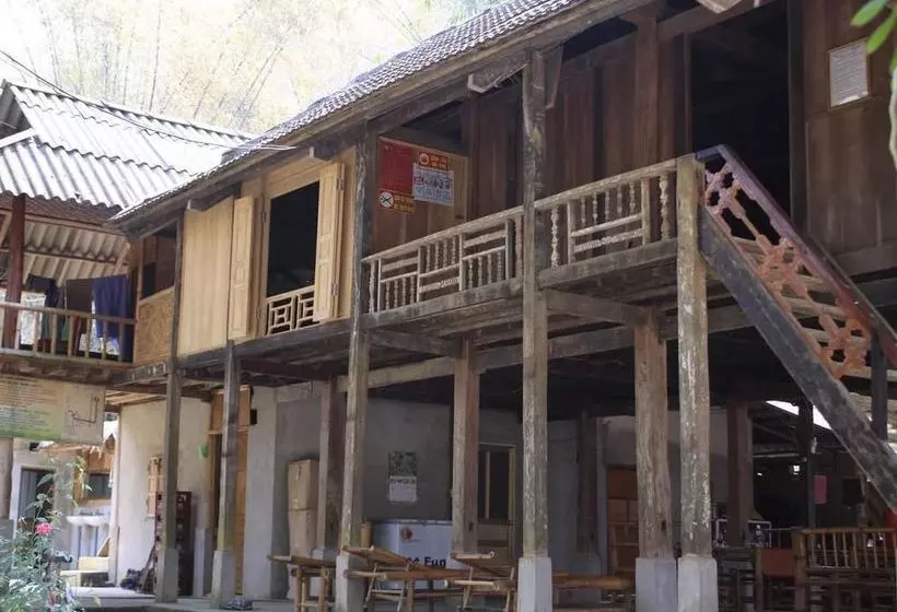 پانسیون Eco Homestay Mai Chau   Venuestay