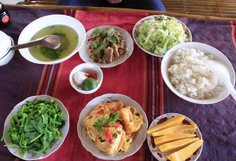 پانسیون Eco Homestay Mai Chau   Venuestay