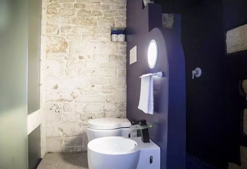 Aamiaismajoitus (B&B) L Angolo Di Gaudì, Alcoba Fascinosa