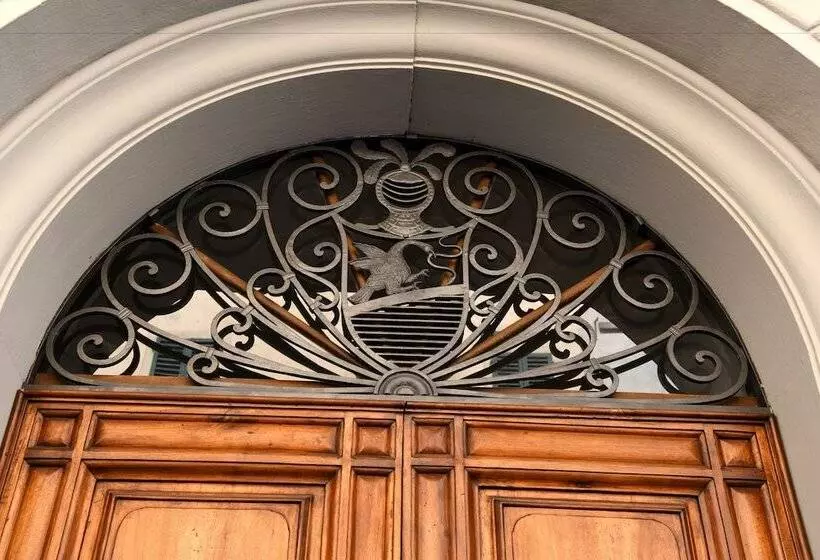 ベッドアンドブレックファースト Palazzo Vasarri   Luxury Design Suites