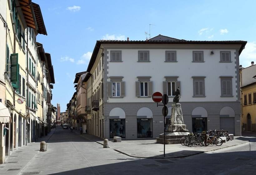 민박 Palazzo Vasarri   Luxury Design Suites