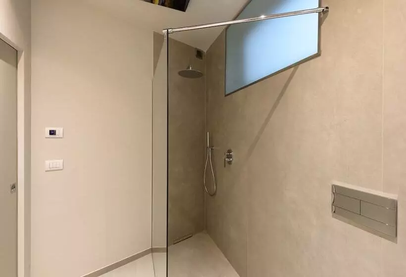 ベッドアンドブレックファースト Palazzo Vasarri   Luxury Design Suites