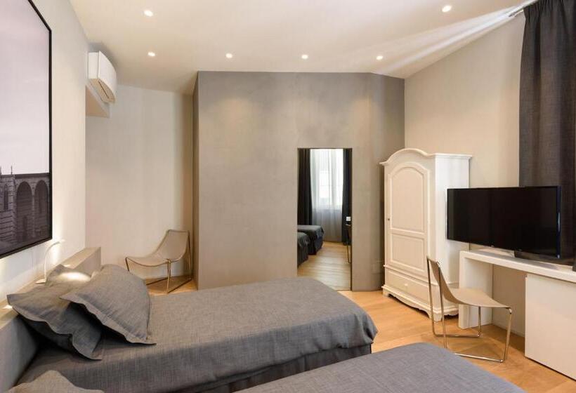 민박 Palazzo Vasarri   Luxury Design Suites