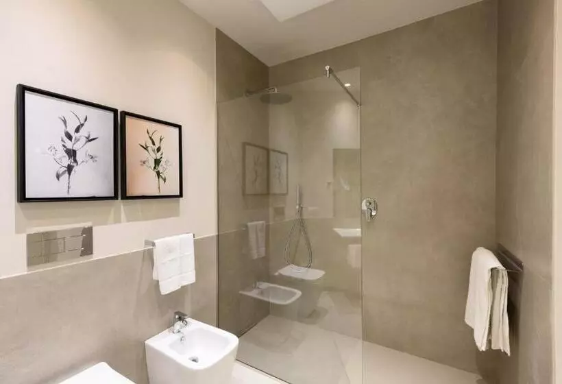 ベッドアンドブレックファースト Palazzo Vasarri   Luxury Design Suites