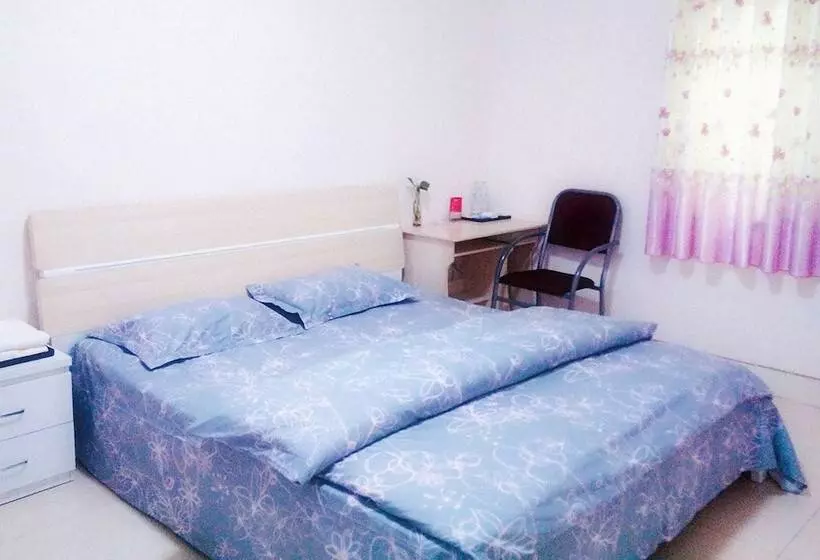 Guanghan Sunshine Hostel
