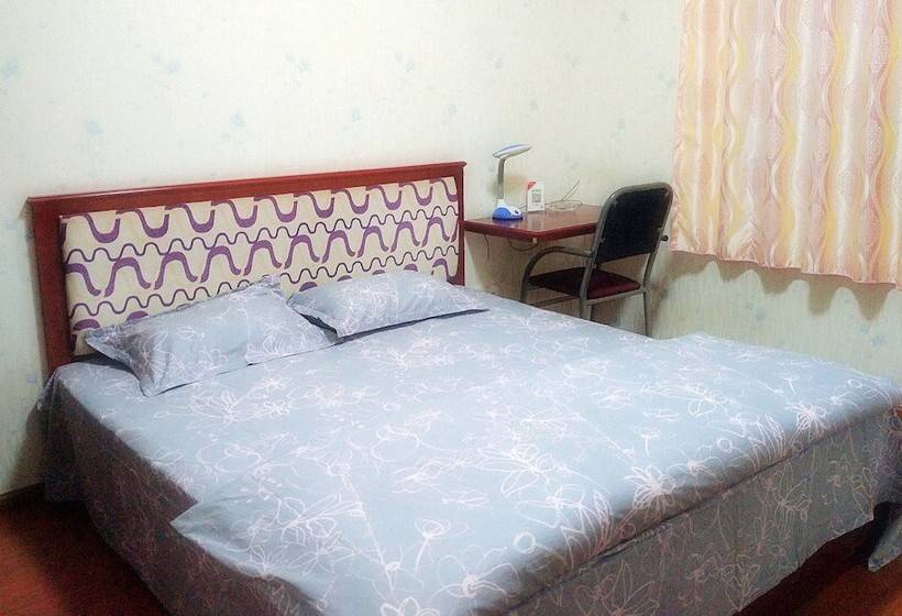 Guanghan Sunshine Hostel