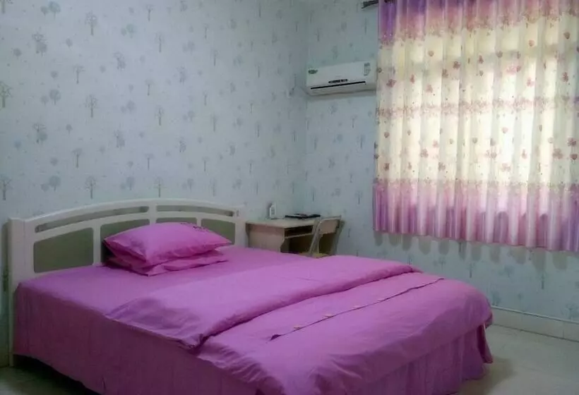 Guanghan Sunshine Hostel