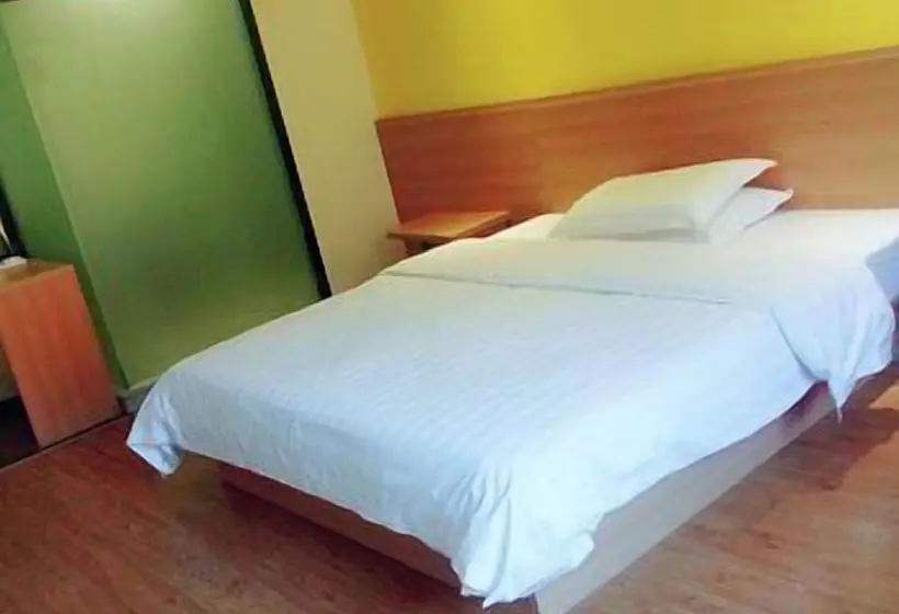 هتل 7 Days Inn