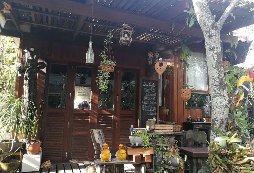 ホテル Baankorpai Amphawa