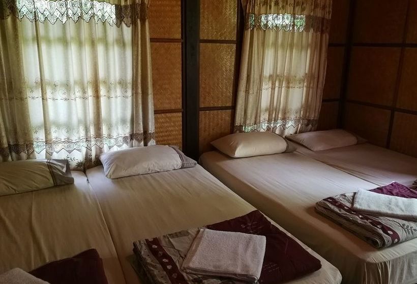 ホテル Baankorpai Amphawa