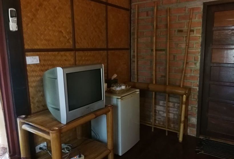 ホテル Baankorpai Amphawa