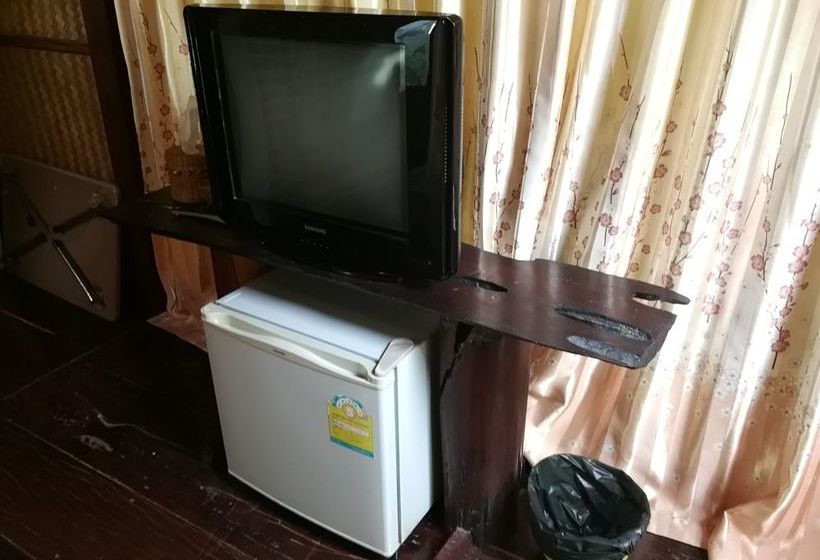 ホテル Baankorpai Amphawa