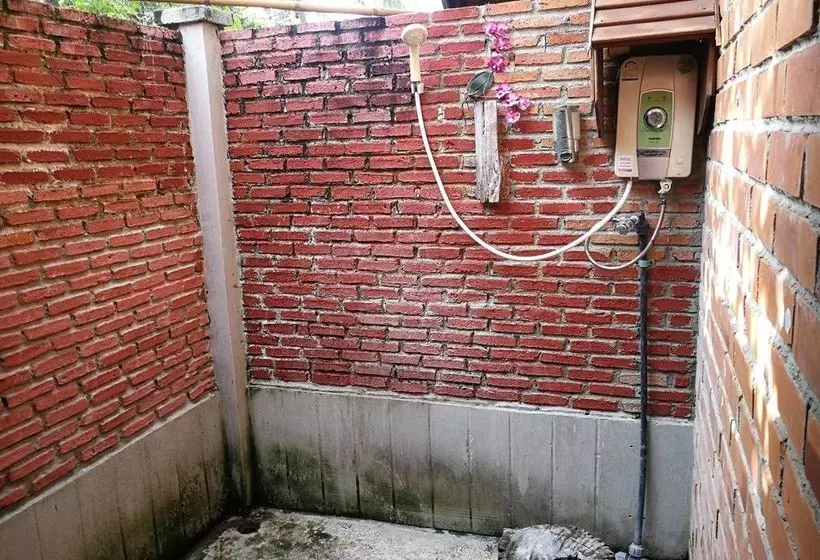 هتل Baankorpai Amphawa