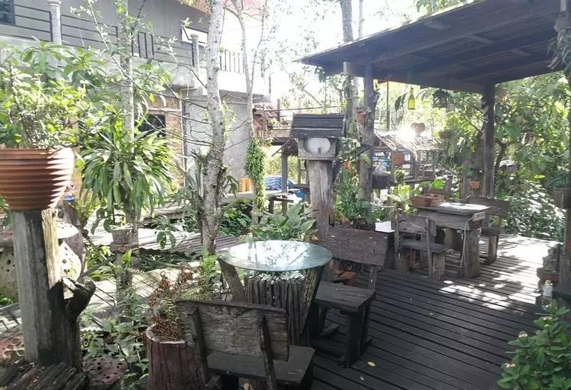 هتل Baankorpai Amphawa