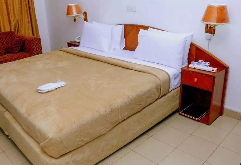 هتل Big 5 Junior Lodge