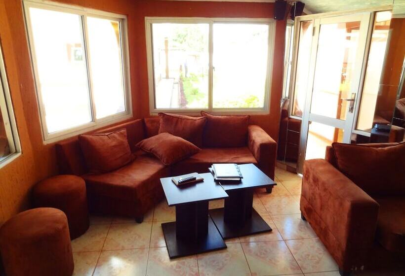 هتل Big 5 Junior Lodge