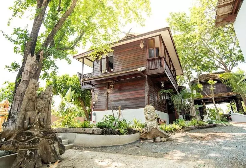 هتل Boon Home Stay Arts And Crafts