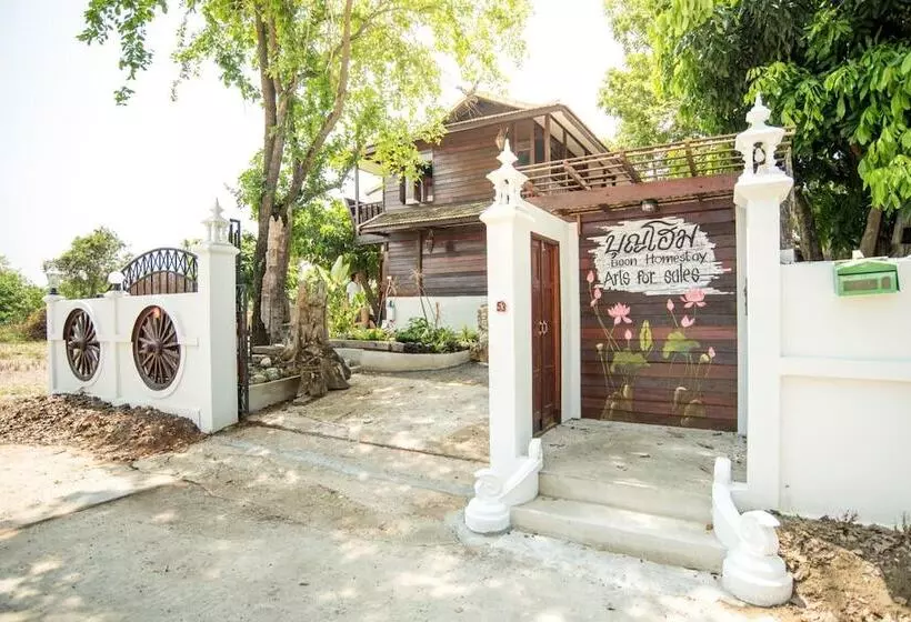 هتل Boon Home Stay Arts And Crafts