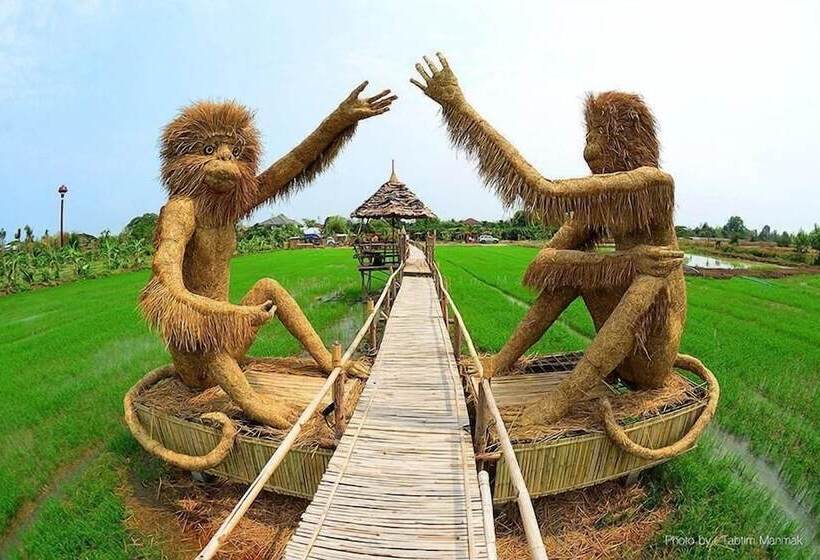 בית מלון כפרי Boon Home Stay Arts And Crafts