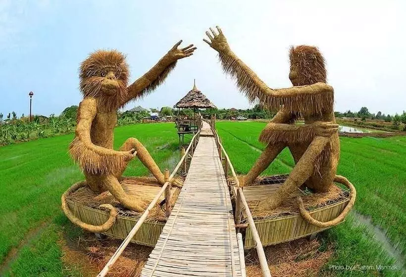 هتل Boon Home Stay Arts And Crafts