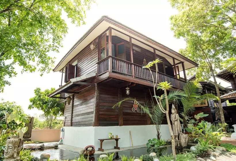 هتل Boon Home Stay Arts And Crafts