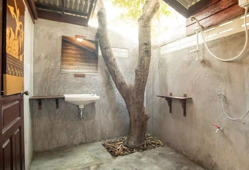 هتل Boon Home Stay Arts And Crafts