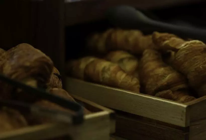 Hotelli Campanile Berlin Brandenburg Airport