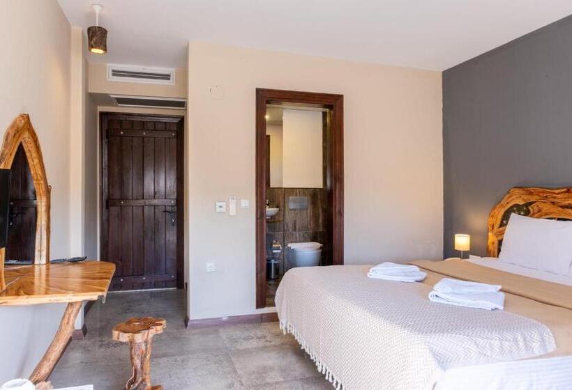 هتل Espira By Antioch