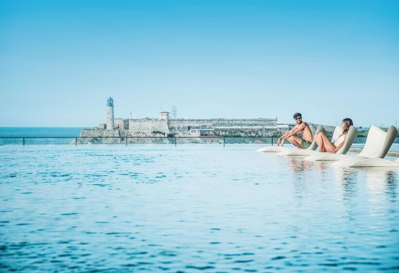 ホテル Iberostar Grand Packard