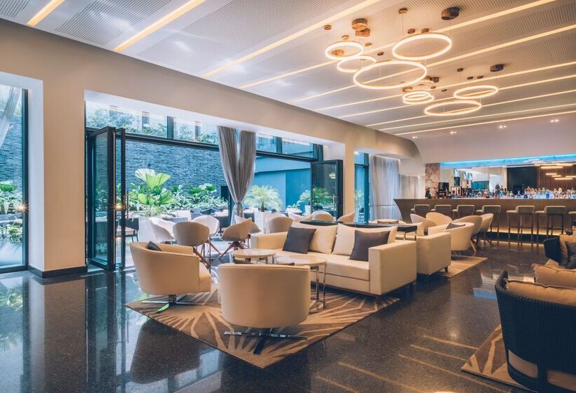 ホテル Iberostar Grand Packard