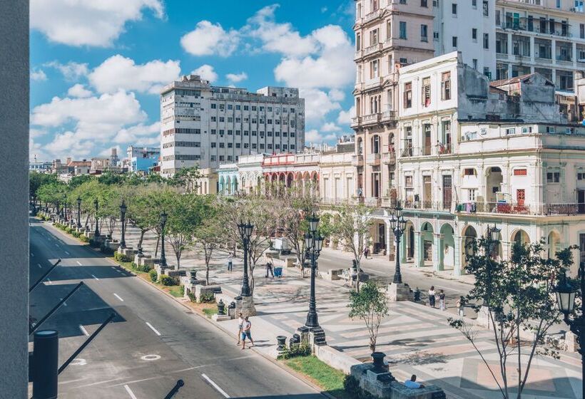 ホテル Iberostar Grand Packard