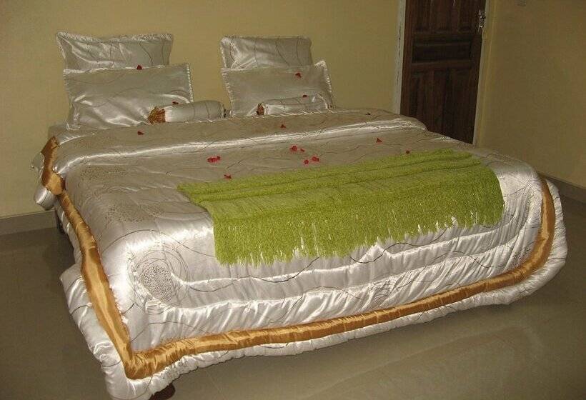 هتل Richland Lodge Sinazeze