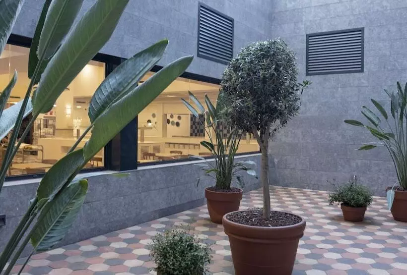 ホテル Rosamar Es Blau  Adults Only