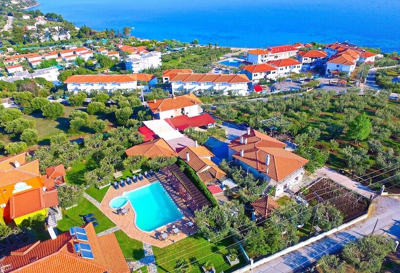 בית מלון כפרי Sunday Summer Resort