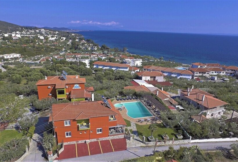 בית מלון כפרי Sunday Summer Resort