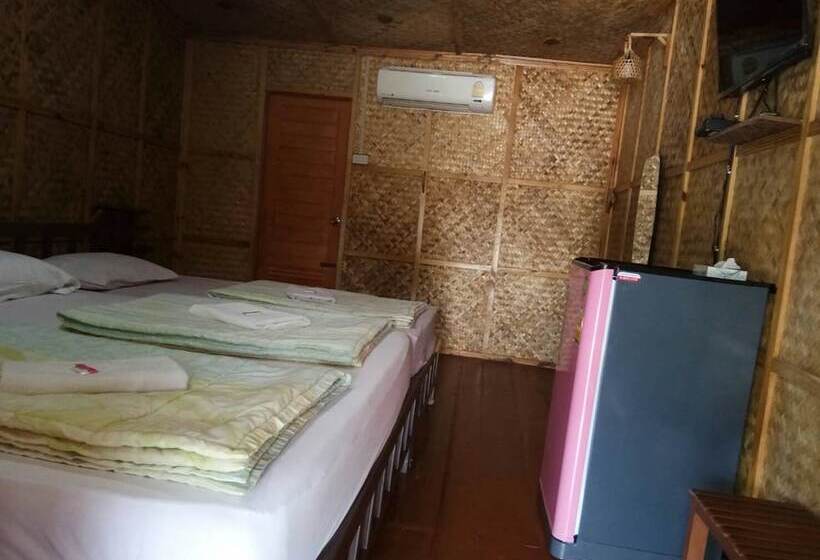 هتل Vassanadee Resort And Camp