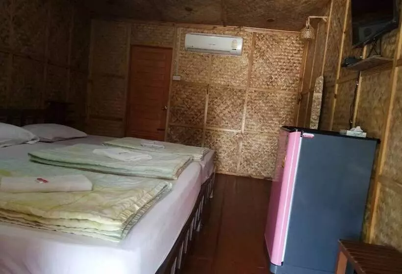 ホテル Vassanadee Resort And Camp