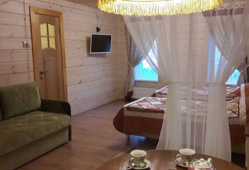 פנסיון Dom Na Sennom