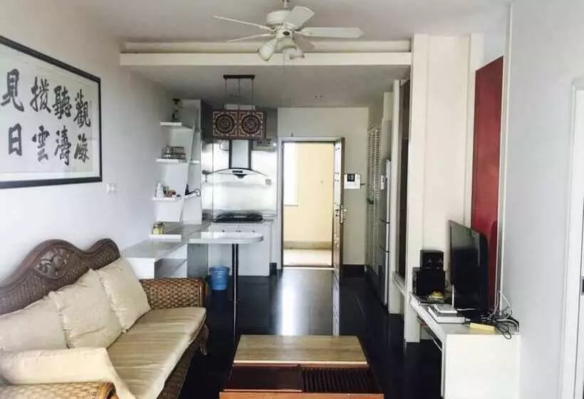 Sunshine Coast Seaview Holiday Apartment