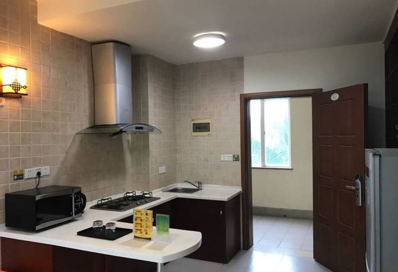 Sunshine Coast Seaview Holiday Apartment