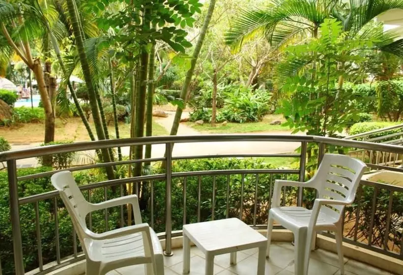 Sunshine Coast Seaview Holiday Apartment