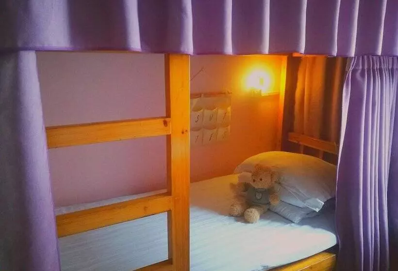 Showbiz Hostel